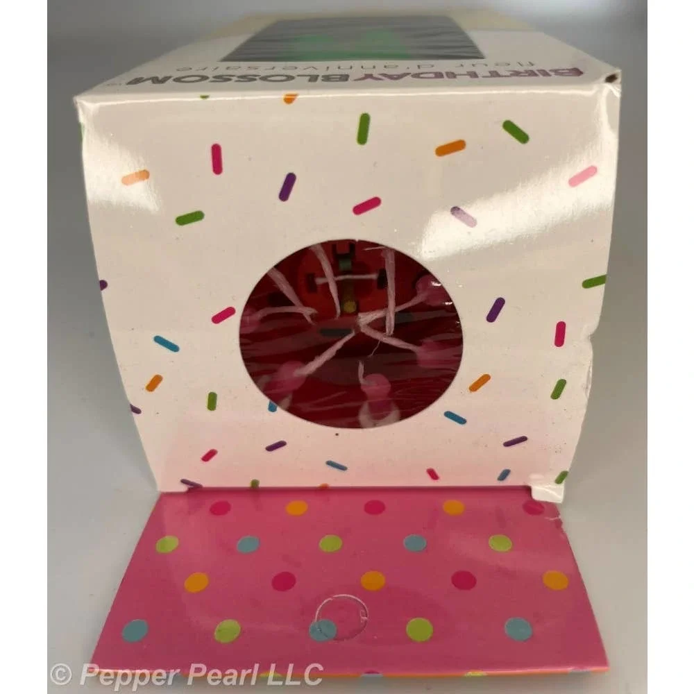 Lotus Birthday Cake Blossom 8 Candles Rotates Petals Open Plays Song 4 Pieces